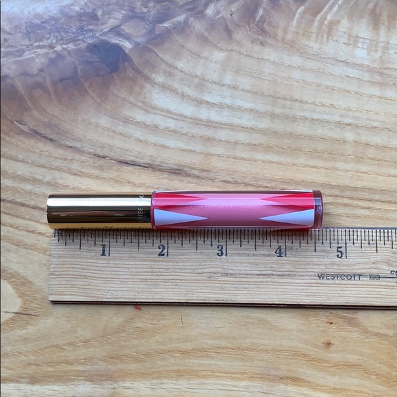 💋 Estée Lauder lip gloss + free gift 🎁 - Picture 5 of 5